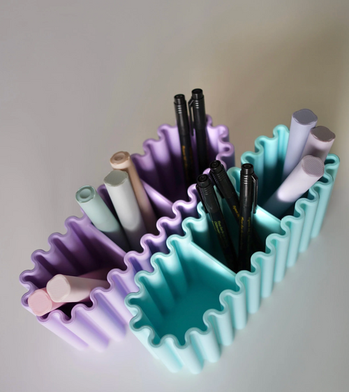 ZIGGLES Wavy Desk Organiser